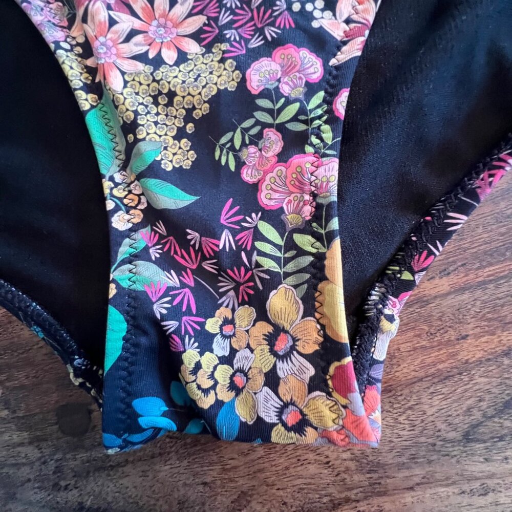 Johnny Was Floral & Animal Print One-Piece Swimsuit 3X Nylon Blend - Picture 10 of 16